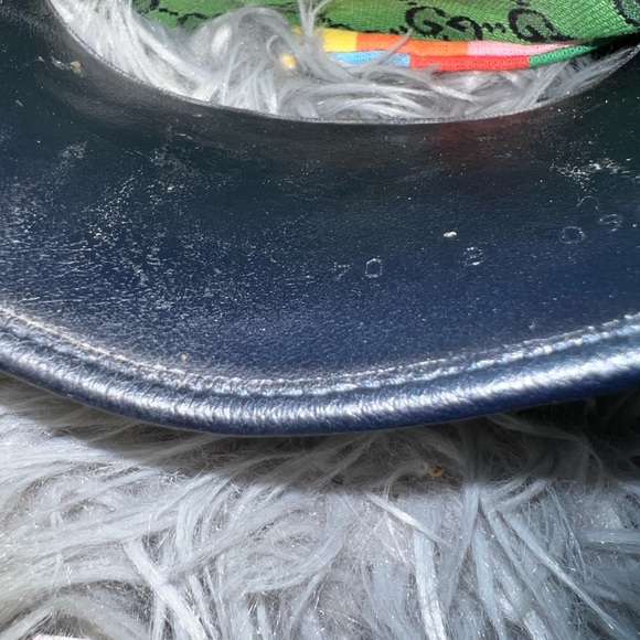 SOLD Authentic Gucci Slides - Picture 6 of 11